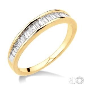 10 kt yellow gold ring with natural channel set banquette diamonds by Rosy Blue